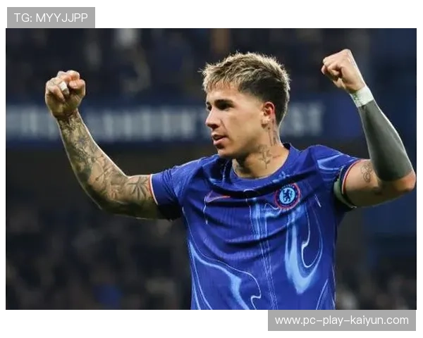 恩佐精准挑传撕裂防线，切尔西前场展现压迫力